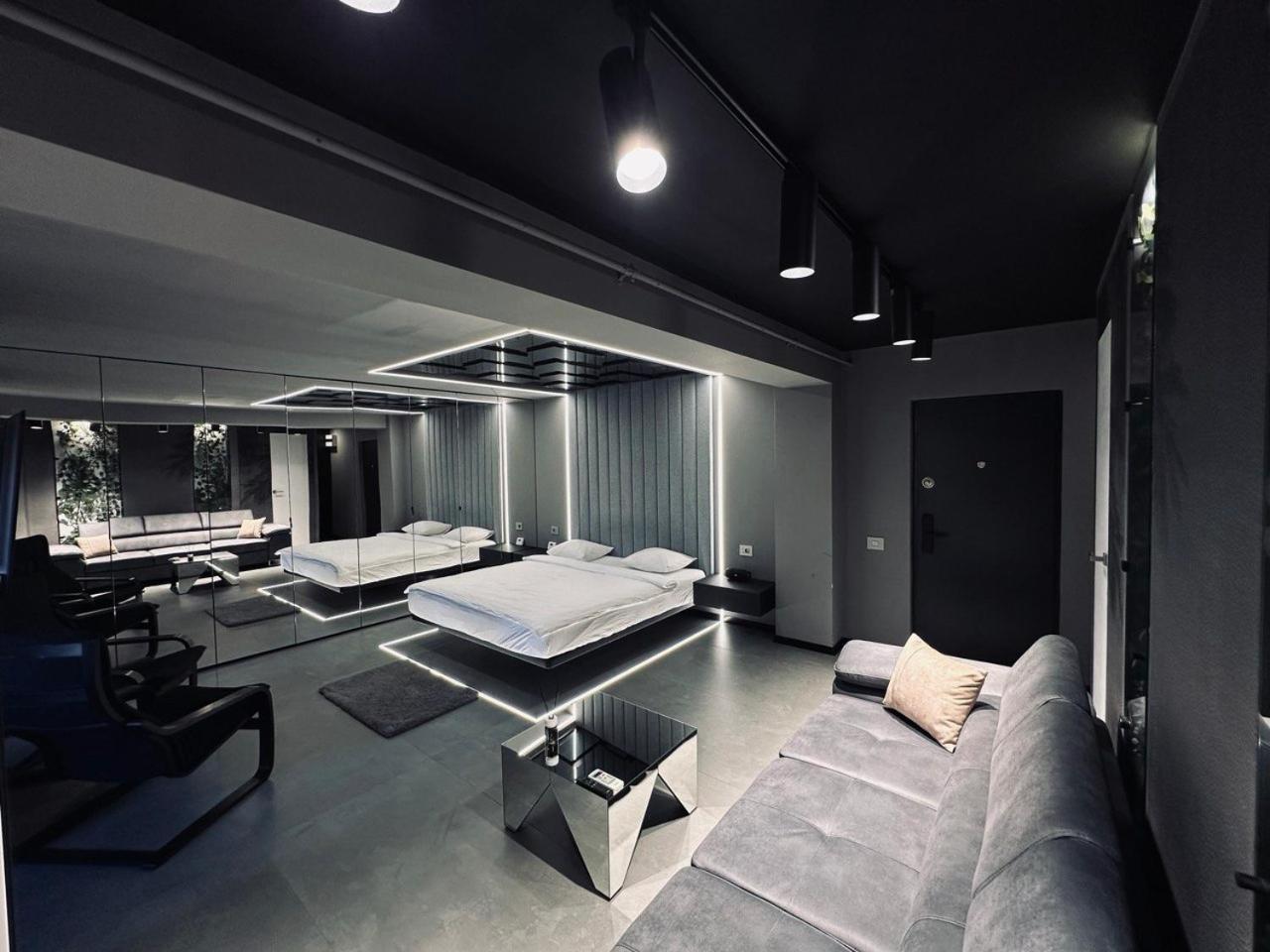 The Hatz By Rh Living Bucarest Esterno foto